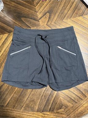 Athleta Black Zip Pocket with Back Pocket Shorts